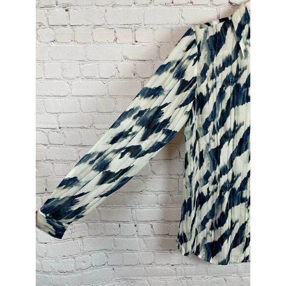 CABI striped white cream blue button down shirt top blouse collared size SM S - Picture 4 of 8